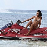 rihanna-beach-photo20