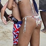 rihanna-beach-photo27