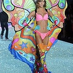 victoria’s-secret-models17