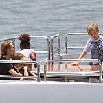 brad-pitt-angelina-jolie-yacht