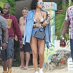 rihanna-barbados4