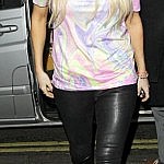 ellie-goulding-black8