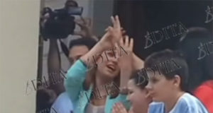 Jozefina Topalli ngre gishtat ne pritjen e Elhaides por shikoni çfare ndodh