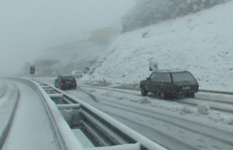 Abuzuan me fondet e pastrimit te rrugeve, arrestohen 4 persona