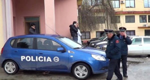 Kuçove, vret te dashuren dhe i plagos vellain. Nuk pranoi lidhjen