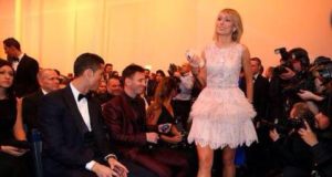 Messi dhe Ronaldo te shtangur me kembet e futbollistes irlandeze