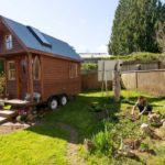 tiny-house-garden
