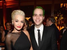 Oscar, Rita Ora merr cmimin si femra me e zhveshur