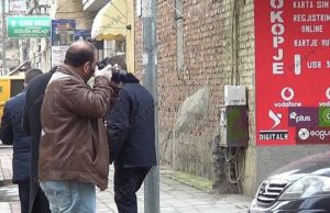 Tentohet te grabitet makina e postes, rojet private perleshen me grabitesit