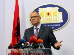 Vasili: Meta nuk do të japë dorëheqjen. Do dalin fakte tronditese