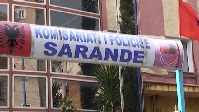 Sarande, shperthim tritoli ne makinen e biznesmenit