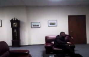 Tom Doshi publikon videon e rrefimit te vrasesit