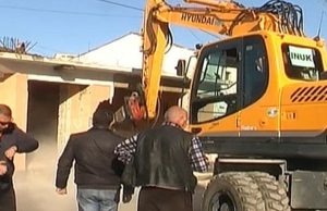 IKMT fillon prishjen e ndertimeve ne aksin Lushnje – Fier