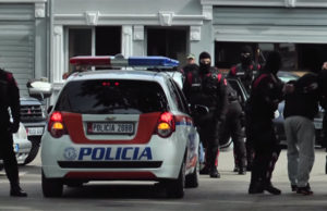 Tiranë, arrestohen 9 shpërndarës heroine, 2 të tjerë në kërkim