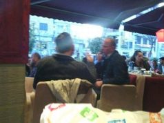 Xhelal Mziu vijon aktivitetin edhe pse eshte i denuar me 2 vite burg