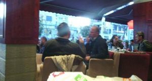 Xhelal Mziu vijon aktivitetin edhe pse eshte i denuar me 2 vite burg