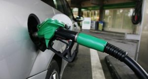 Ministria e Energjisë u heq licencat 23 kompanive të tregtimit të lëndëve hidrokarbure.