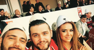Flori Mumajesi sqaron njëherë e mirë marrëdhënien me Elvanën