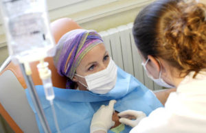 Studimi: Mjekët refuzojnë kimioterapinë për veten e tyre!