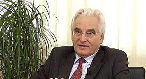 Ambasadori Gjerman Helmut Hoffmann: Azilkerkuesit do te kthehen per 1 muaj.