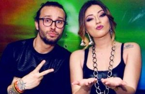 Young Zerka dhe Ronela Hajati ne nje romance te bukur dashurie