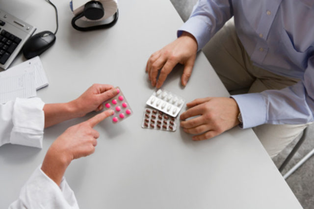 Miratohet vendimi i ri, ja kur mund te dypunesohen farmacistet