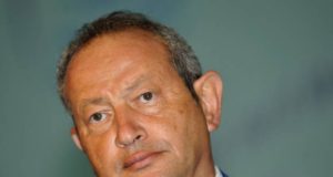 Miliarderi Egjiptian kerkon te bleje nje ishull grek per emigrantet