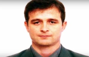 Gjykata kthen ne pune ish shefin e interpolit, Artan Bajraktari