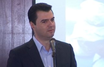 Basha: “Nene Tereza shembull per ne, te bashkohemi per te miren e vendit”