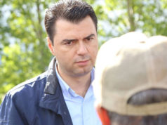 Shengjin, Basha i premton peshkatareve: “Nafte pa akcize, riparim i anijeve”