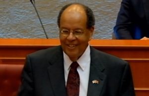 Veliaj nderon ish-ambasadorin Withers me “Celesin e Tiranes”