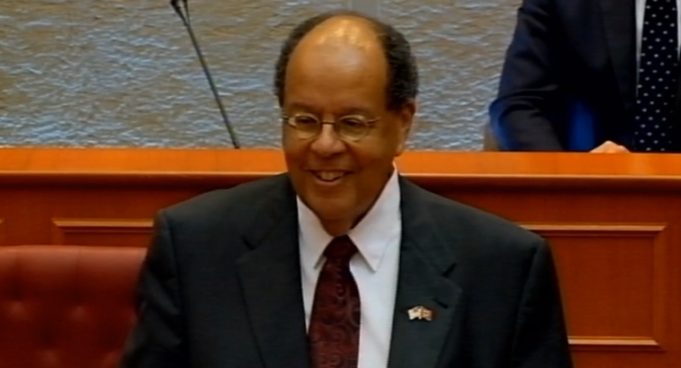 Veliaj nderon ish-ambasadorin Withers me “Celesin e Tiranes”