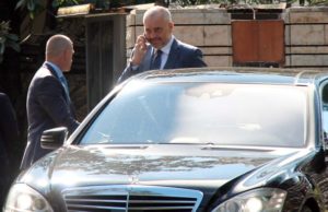 Vendimi i qeverise, 8 makina per kryeministrin e 2 per presidentin