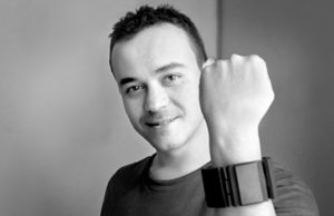 Perfasqsuesi i LGBT kritikon fituesen e Festivalit te Kenges, Eneda Tarifen