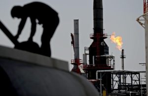 LA Times: ISIS nje ndermjetes i naftes se Sirise