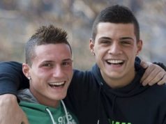 Babai i vellezerve Xhaka: Shpresoj te dale barazim