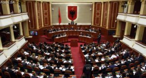 Parlamenti nis sot sesionin e ri per 2016-en.