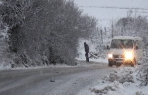 Situata e reshjeve te debores ne akset rrugore