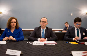 Ministri Bushati takim me kongresmenet amerikane