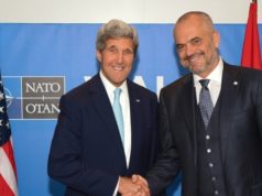 John Kerry: Jeni ne rrugen e duhur ndaj korrupsionit