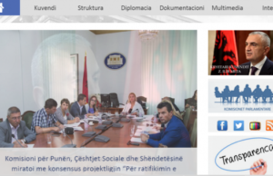 Kuvendi i Shqiperise ndryshon faqen zyrtare