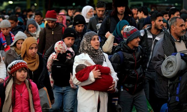 Refugjatet siriane shume prane kufirit shqiptar