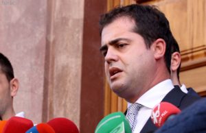 Bylykbashi: Qeveria lidhur kokë e këmbë me krimin