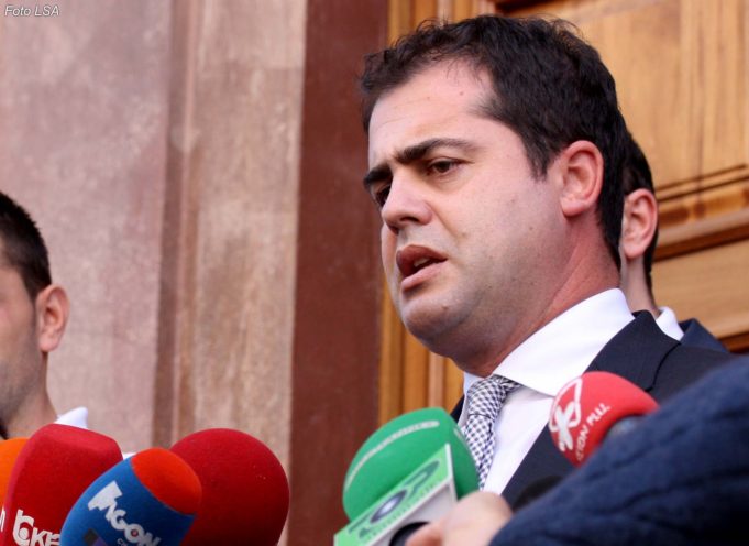Bylykbashi: Qeveria lidhur kokë e këmbë me krimin