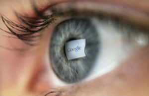 Google, nje lente elektonike ne syrin tuaj