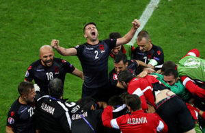 Duka: Kryeministri, pasaporta diplomatike lojtareve