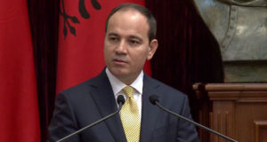 Nishani: I tronditur nga sulmet terroriste ne Stamboll