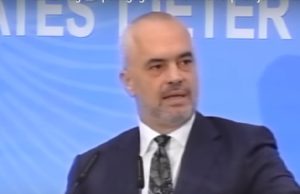 Pagat e pedagogëve do rriten me 13 900 lekë më shumë