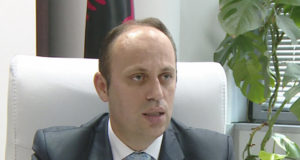 Simoni: Lehtesim denimi per hashashin