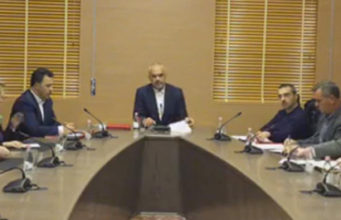 Rama mbledh Zyren Operacionale